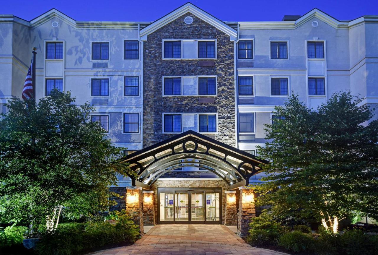 Homewood Suites By Hilton Итонтаун Экстерьер фото