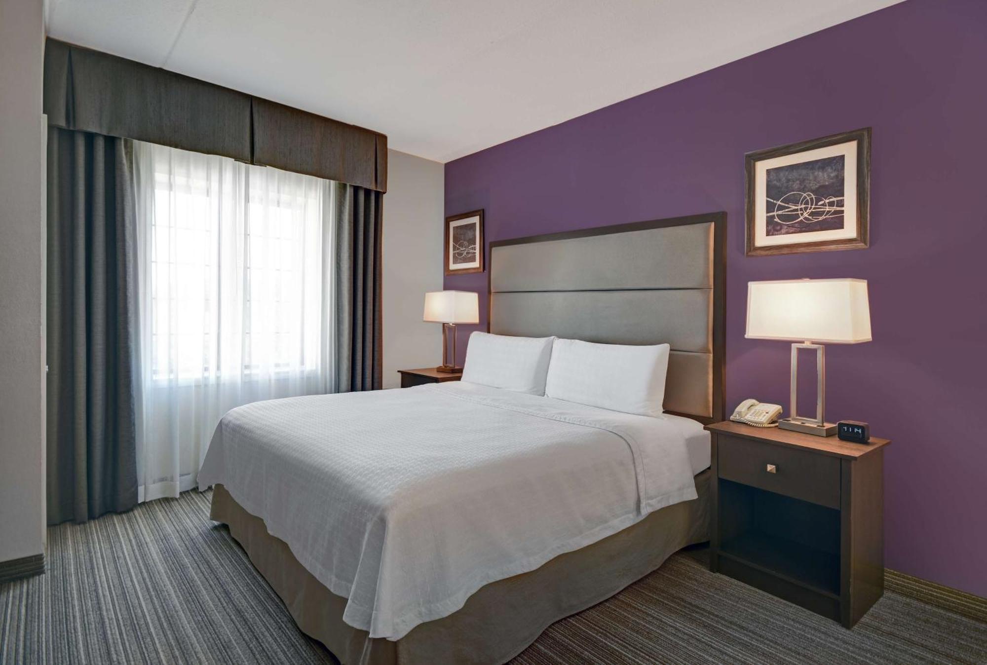Homewood Suites By Hilton Итонтаун Экстерьер фото