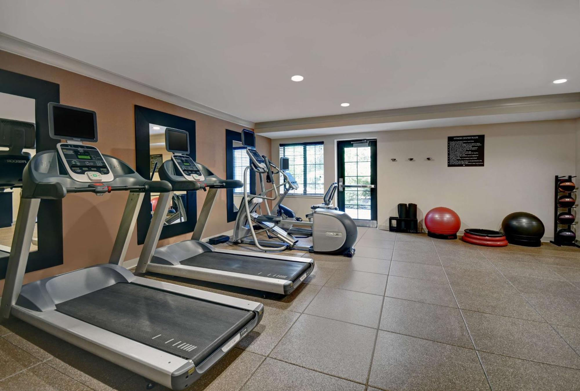 Homewood Suites By Hilton Итонтаун Экстерьер фото