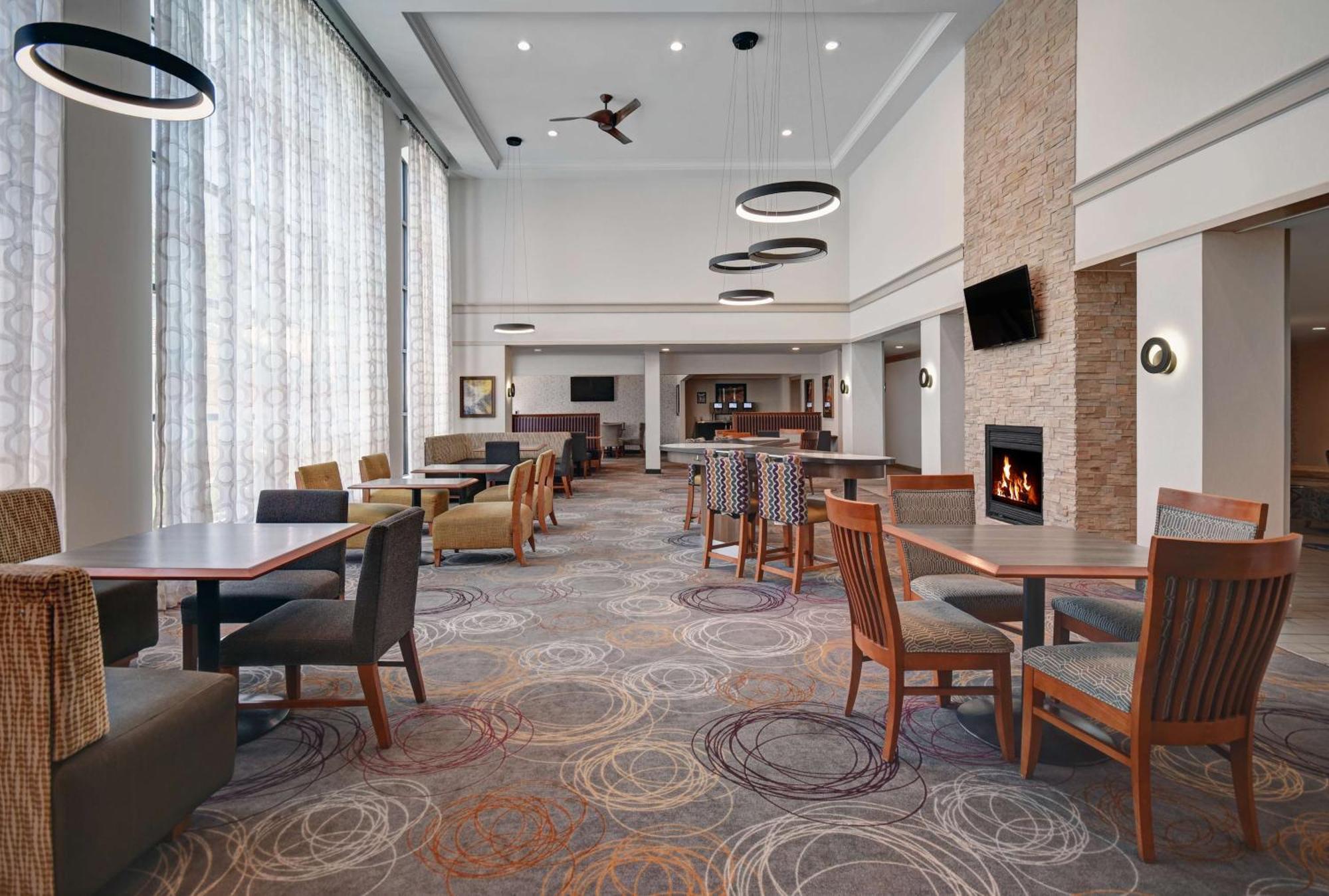Homewood Suites By Hilton Итонтаун Экстерьер фото