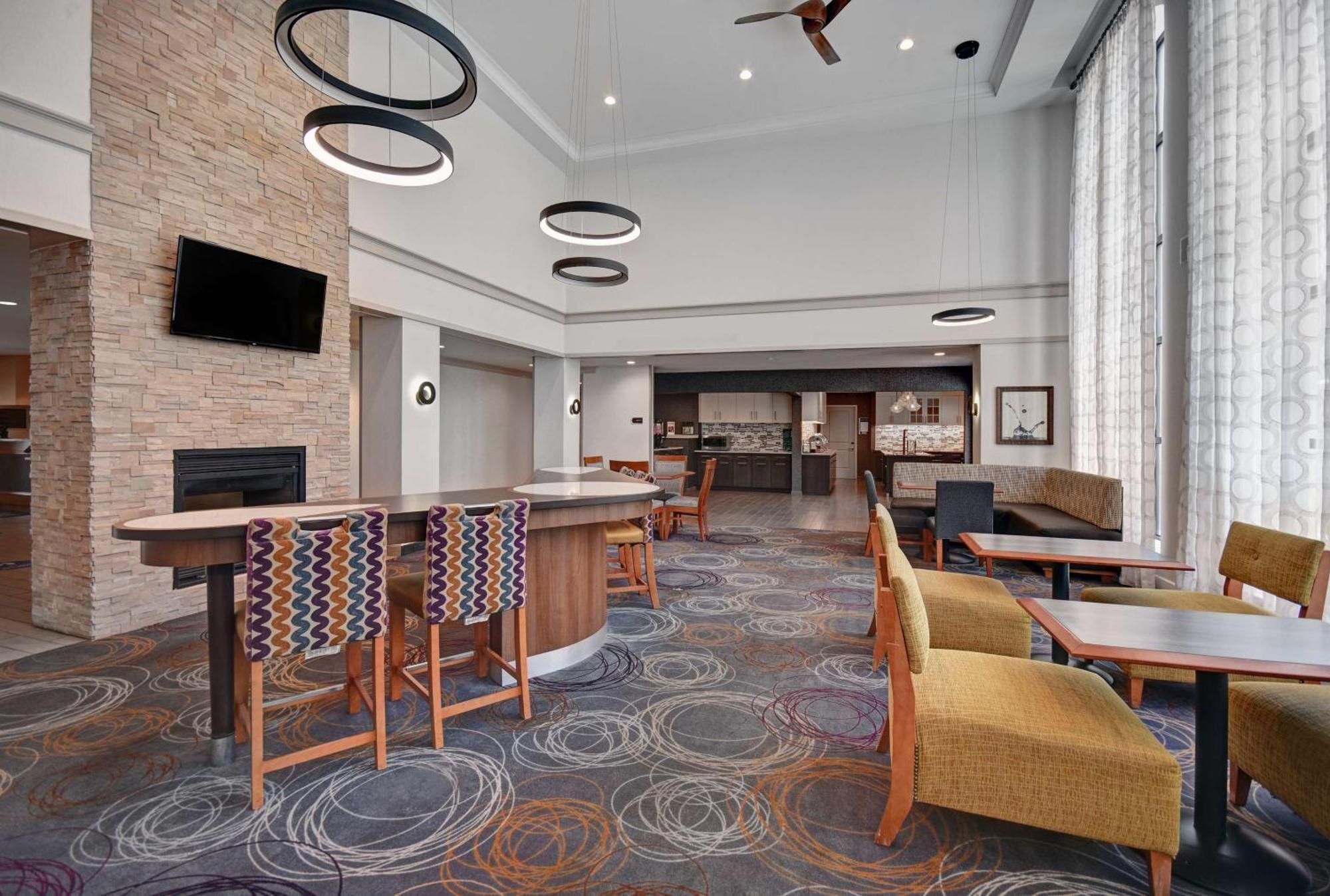 Homewood Suites By Hilton Итонтаун Экстерьер фото