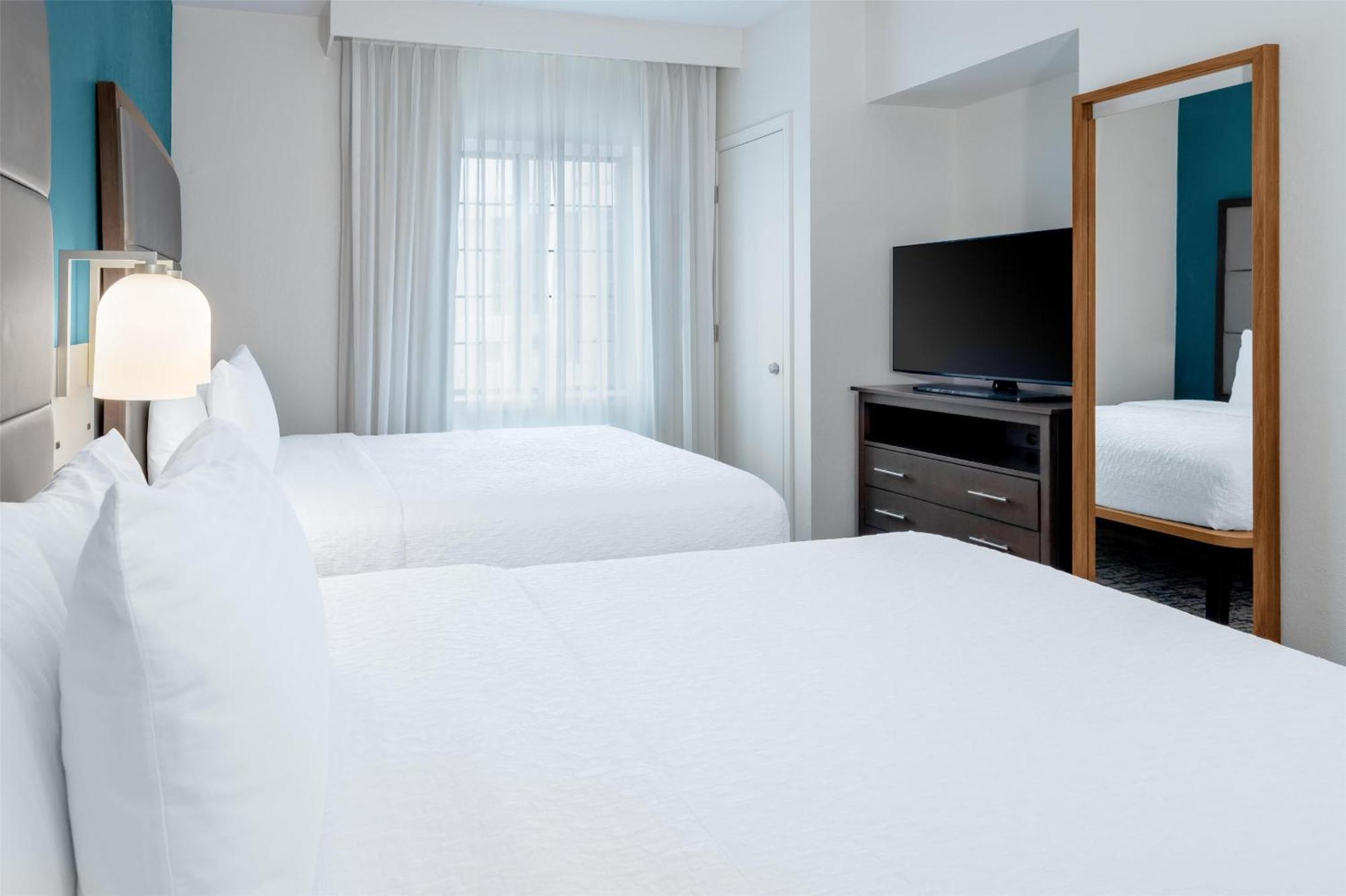 Homewood Suites By Hilton Итонтаун Экстерьер фото